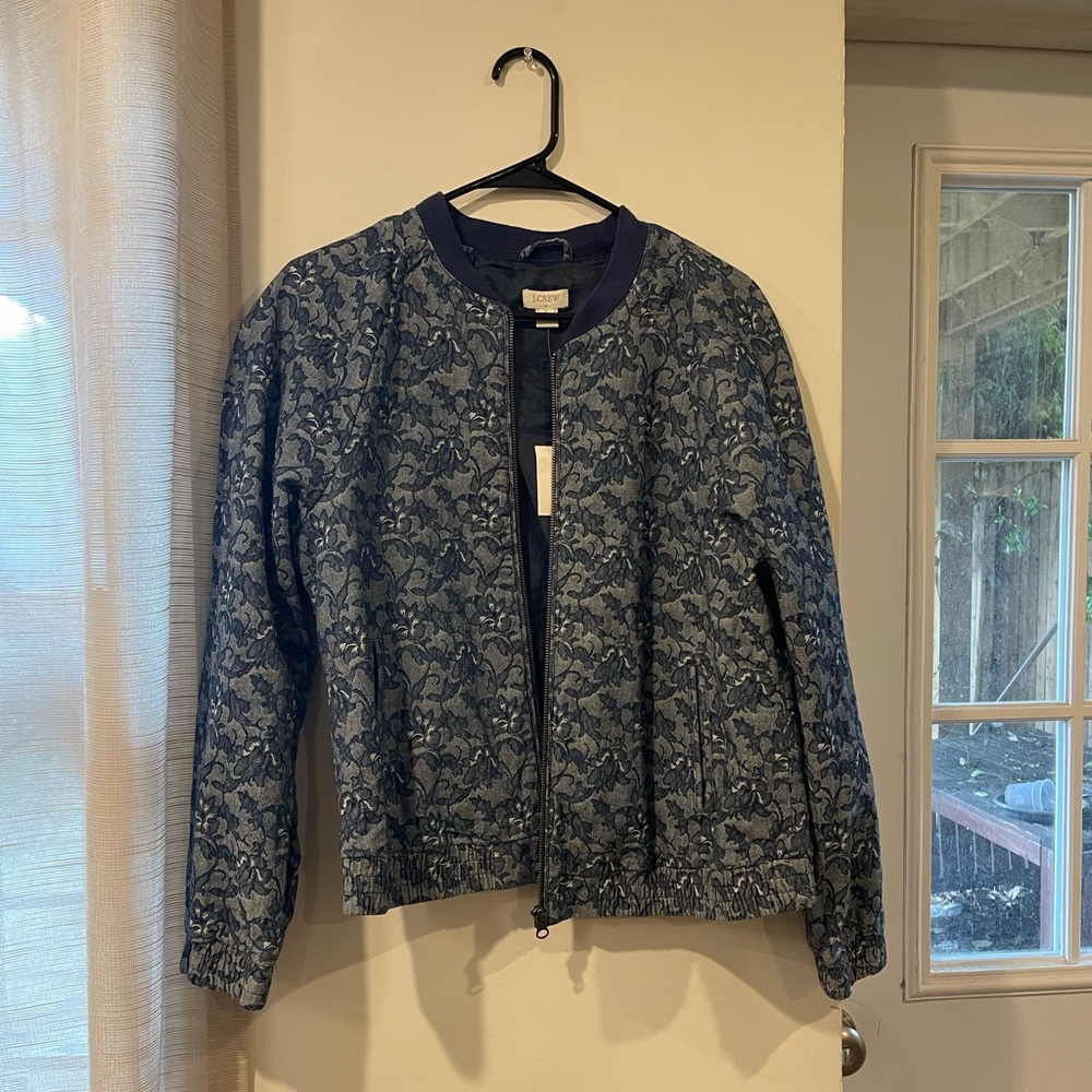 Cute J. Crew navy blue and gray bomber jacket size L new